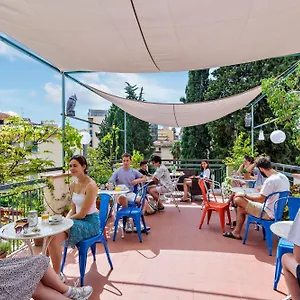 https://ostello-bello-firenze.it-tuscanyhotel.com